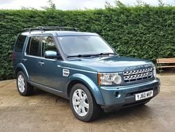 Blue Used 2020 Land Rover Discovery 5 SE SUV | £25,995