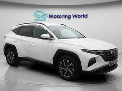 White Used 2022 Hyundai Tucson Premium SUV | £19,600 (Fair price)