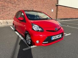 Multicoloured Used 2014 Toyota Aygo Hatchback | £2,700 (Good price)
