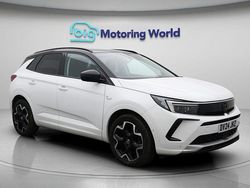 White Used 2024 Vauxhall Grandland X Ultimate SUV | £19,800 (Fair price)