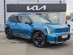 Pacific blue Used 2024 Kia EV9 GT-Line S SUV | £61,995 (Fair price)