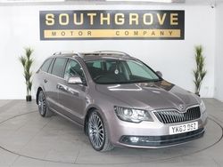 Purple Used 2013 Skoda Superb Elegance Estate | £8,489 (Fair price)