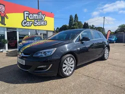 Black Used 2014 Vauxhall Astra Elite Hatchback | £6,995 (Expensive)