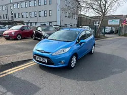 Blue Used 2009 Ford Fiesta Zetec Hatchback | £4,295 (Fair price)