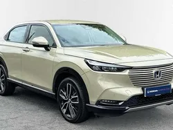Solid sand khaki Used 2024 Honda HR-V Advance SUV | £26,092 (A bit pricey)