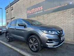 Grey Used 2018 Nissan Qashqai N-Connecta SUV | £11,995 (A bit pricey)