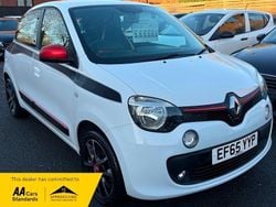 White Used 2015 Renault Twingo Dynamique Hatchback | £3,699 (Good price)