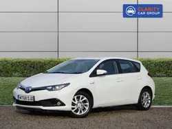 White Used 2018 Toyota Auris Hybrid Design Hatchback | £13,490 (Fair price)