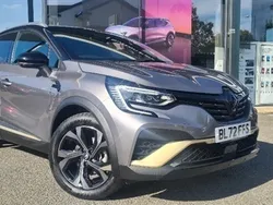 Oyster grey dmnd blk rf Used 2022 Renault Captur Engineered SUV | £19,700 (A bit pricey)