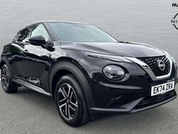 Black Used 2024 Nissan Juke N-Connecta SUV | £17,448 (A bit pricey)