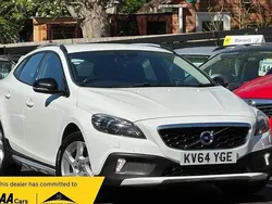 White Used 2014 Volvo V40 CC Estate | £5,199 (Fair price)