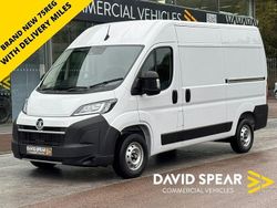 Kaolin white New 2025 Vauxhall Movano Van | £23,990 (Fair price)