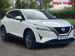 White Used 2021 Nissan Qashqai Acenta Premium SUV | £14,819 (Good price)