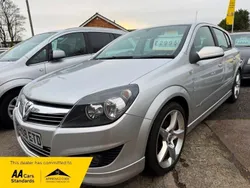 Silver Used 2008 Vauxhall Astra SRi Hatchback | £1,995 (A bit pricey)