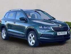 Emerald green metallic Used 2020 Skoda Karoq SE SUV | £15,963 (Fair price)