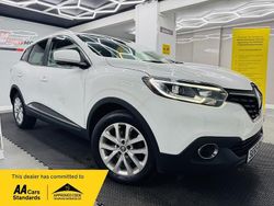 White Used 2016 Renault Kadjar Dynamique SUV | £4,490 (Fair price)