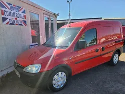 Red Used 2011 Vauxhall Combo MPV | £2,799 (Fair price)