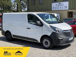 White Used 2017 Vauxhall Vivaro Van | £7,490 (Super price)