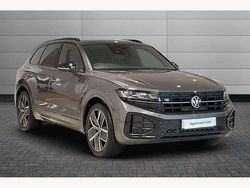 Silicon grey Used 2025 VW Touareg Black Edition SUV | £52,350 (Fair price)