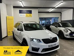 White Used 2016 Skoda Octavia vRS Estate | £10,995 (Fair price)
