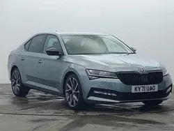 Business grey metallic Used 2021 Skoda Superb SportlinePlus Hatchback | £21,595 (Fair price)