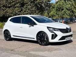 White Used 2024 Renault Clio V Techno Hatchback | £17,490 (Fair price)
