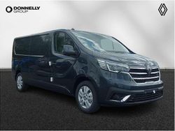 Grey New 2025 Renault Trafic Van | £29,388