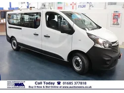 White Used 2016 Vauxhall Vivaro Van | £11,440 (Expensive)