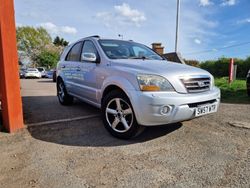 Silver Used 2008 Kia Sorento SUV | £2,595 (Fair price)