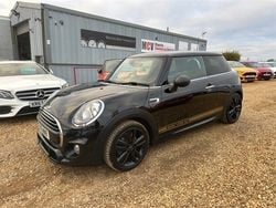 Black Used 2018 Mini ONE Hatch Hatchback | £9,490 (Fair price)