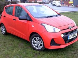 Red Used 2018 Hyundai i10 Hatchback | £4,895 (Good price)