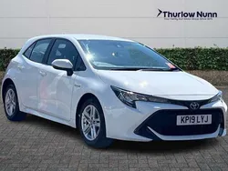 White Used 2019 Toyota Corolla Hatchback | £14,350 (Fair price)
