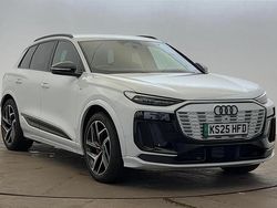 White Used 2025 Audi Q6 e-tron Advanced SUV | £53,490 (Super price)