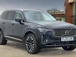 Used 2025 Volvo XC90 Core SUV | £53,495