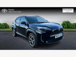 Black Used 2024 Toyota Yaris Hybrid Hatchback | £26,033