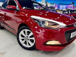 Red Used 2015 Hyundai i20 Premium Hatchback | £4,695 (Fair price)