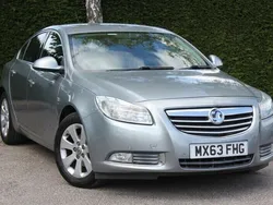 Silver lake metallic Used 2013 Vauxhall Insignia SRi Hatchback | £2,695 (Fair price)