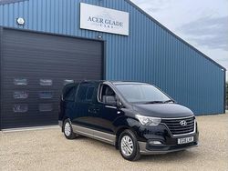 Black Used 2018 Hyundai I800 SE MPV | £13,990 (Fair price)