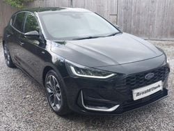 Black Used 2022 Ford Focus ST-Line Hatchback | £18,498 (Expensive)