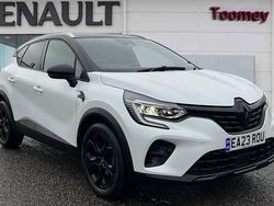 White Used 2023 Renault Captur Rive Gauche SUV | £16,995 (Fair price)