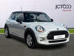 Silver Used 2018 Mini Cooper Hatch Hatchback | £9,750 (Good price)