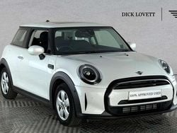 White Used 2022 Mini Cooper Classic Hatchback | £19,850 (Fair price)