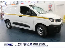 White Used 2020 Peugeot Partner MPV | £7,580 (Good price)