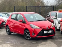 Red Used 2019 Toyota Yaris Hatchback | £5,495 (Super price)