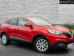 Red Used 2017 Renault Kadjar Dynamique SUV | £6,995 (Fair price)
