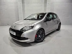 Silver Used 2011 Renault Clio II Hatchback | £3,750 (Super price)