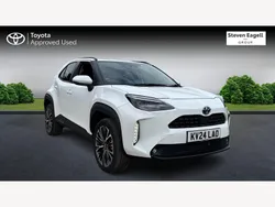 White Used 2024 Toyota Yaris Hybrid SUV | £26,573 (Expensive)