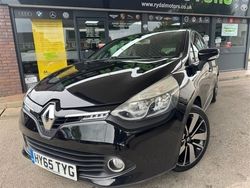 Black Used 2015 Renault Clio IV Dynamique Hatchback | £4,799 (Fair price)