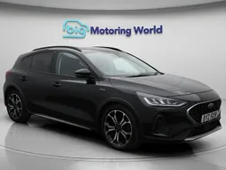 Black Used 2022 Ford Focus Active X Hatchback | £15,700 (Fair price)