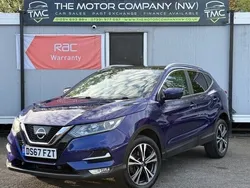 Blue Used 2017 Nissan Qashqai N-Connecta SUV | £7,990 (Fair price)